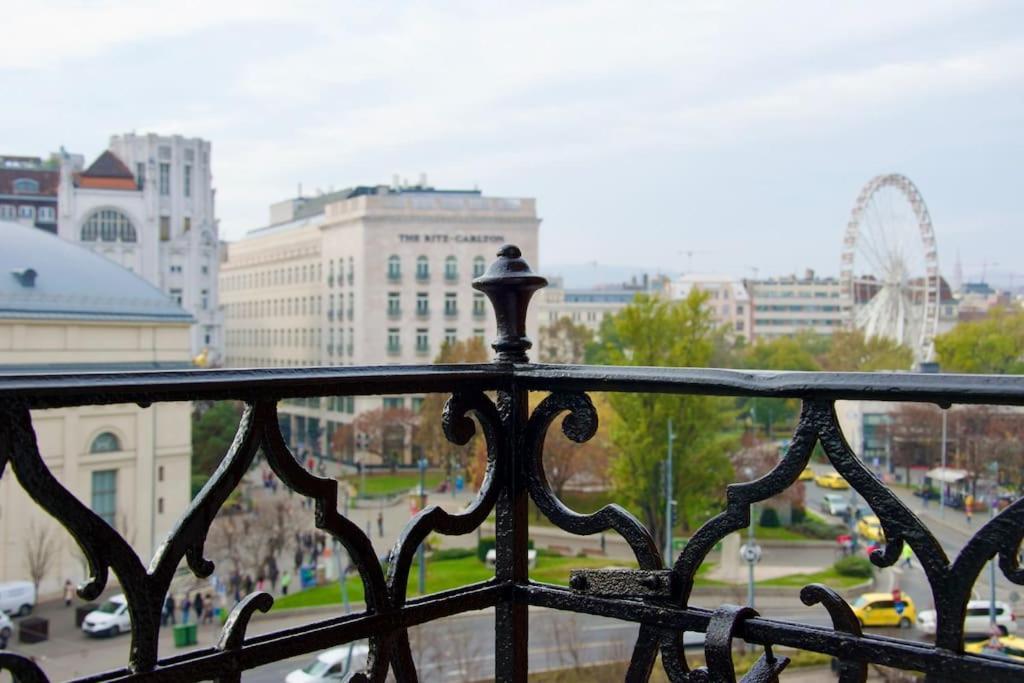 Premium Apartment By Hi - Central 2 Bedroom - Best View Budapešť Exteriér fotografie